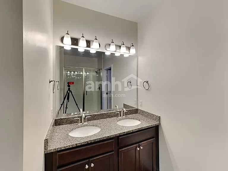 5072 Trailwater Dr — Photo 7