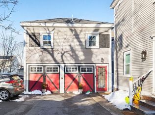 104 Bridge St APT 5, Salem, MA 01970
