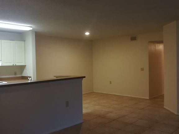 5th image of 9481 Highland Oak Dr Unit 511