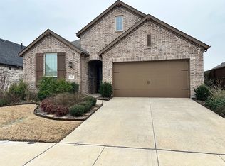 2912 Comal Dr, Roanoke, TX 75068