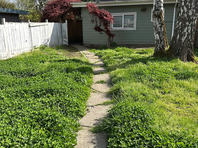515 S Fellows St #B — Photo 22
