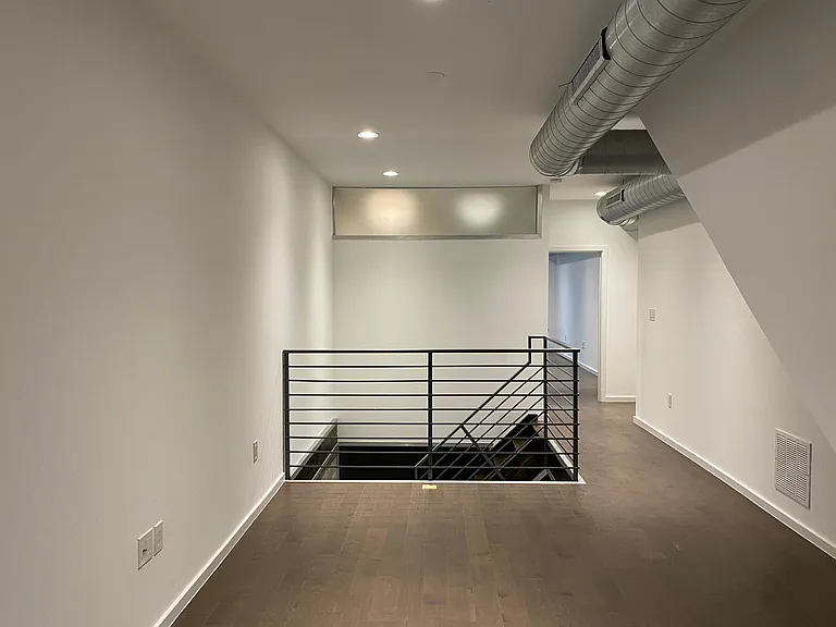 1625 N 7th St #1 — Photo 8