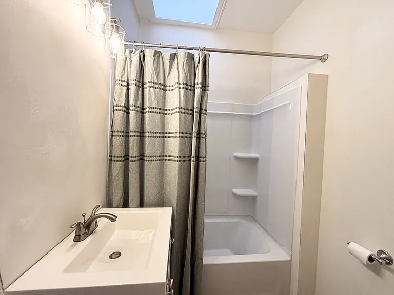 1415-1417 E Hollywood Ave #1415 — Photo 15