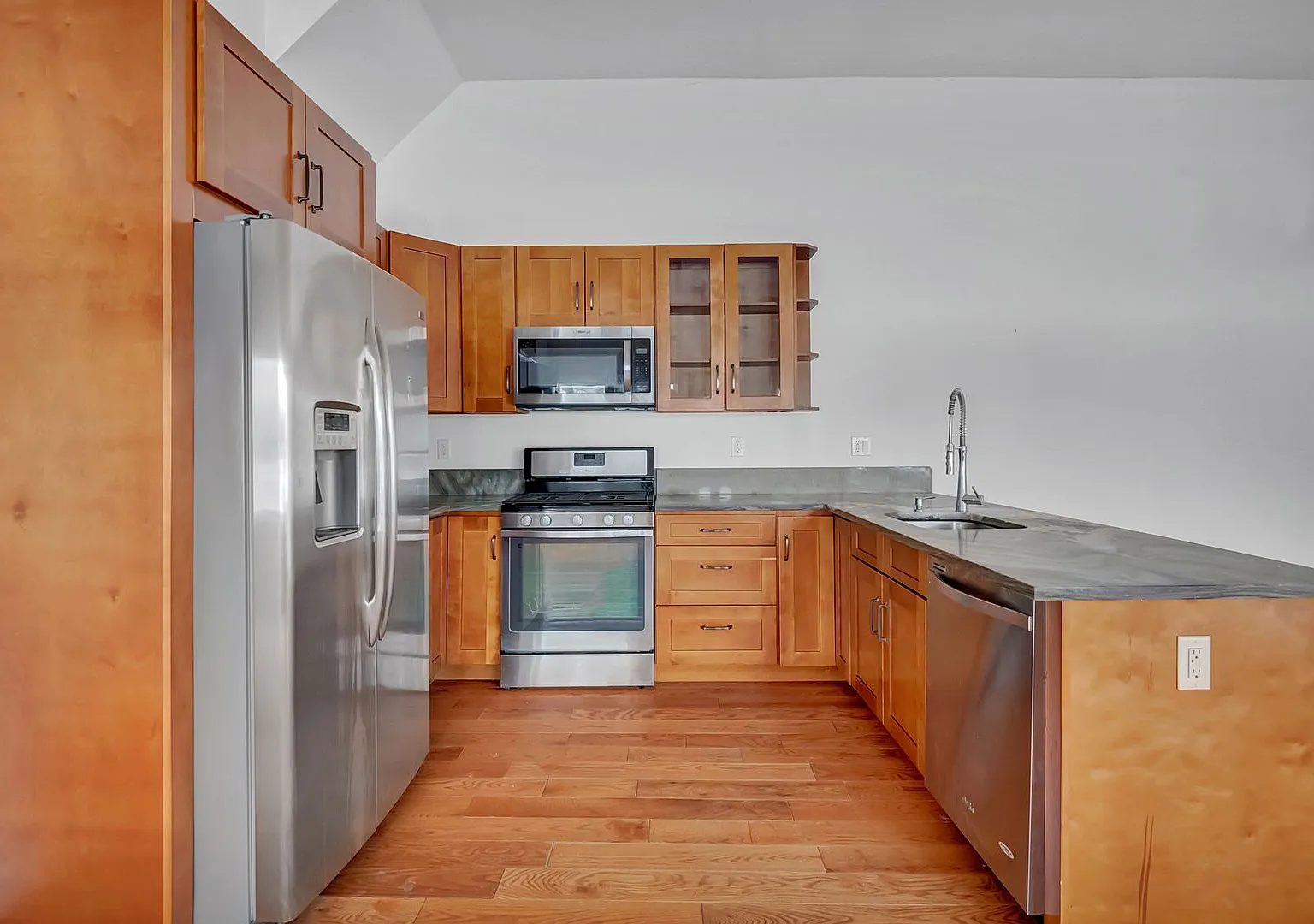 651 Prospect Street — Photo 1