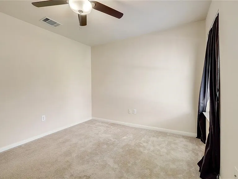 107 N Pauley Dr — Photo 13
