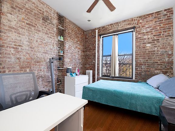 4th image of 445 Rogers Ave APT 2l