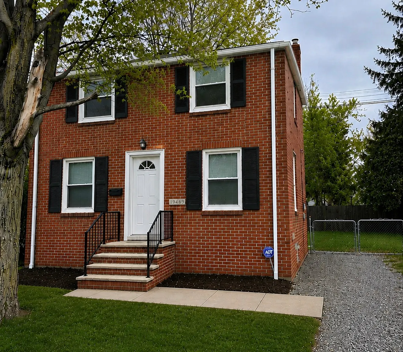 2 bed, $1,250 — Photo 1