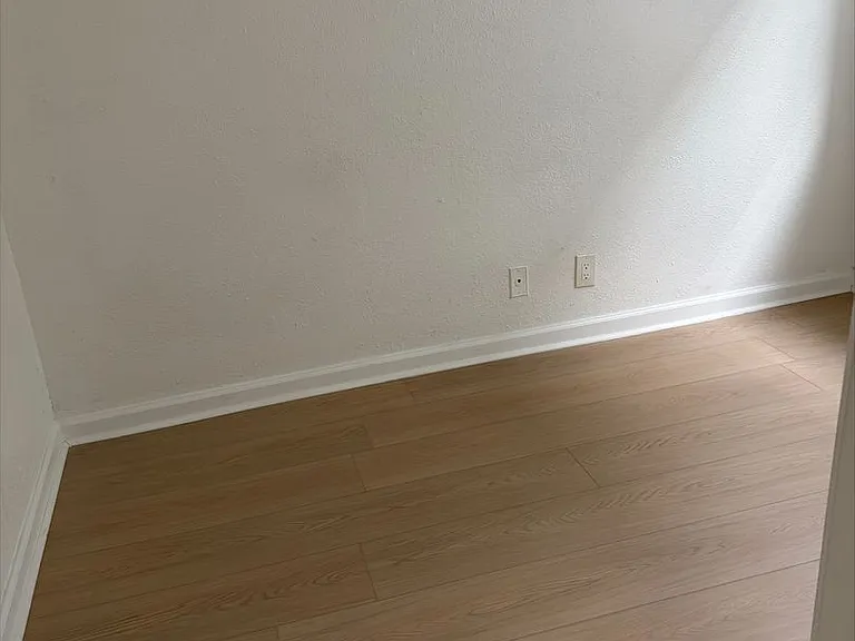 842 Alamitos Ave — Photo 32