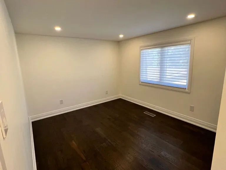 55 Creekwood Dr #UPPER — Photo 7