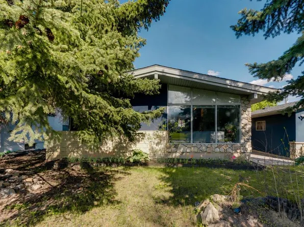 6316 W Crowchild Trl SW, Calgary, AB T3E 5R5