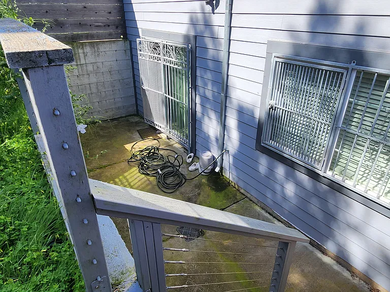 323 Peoria St — Photo 14