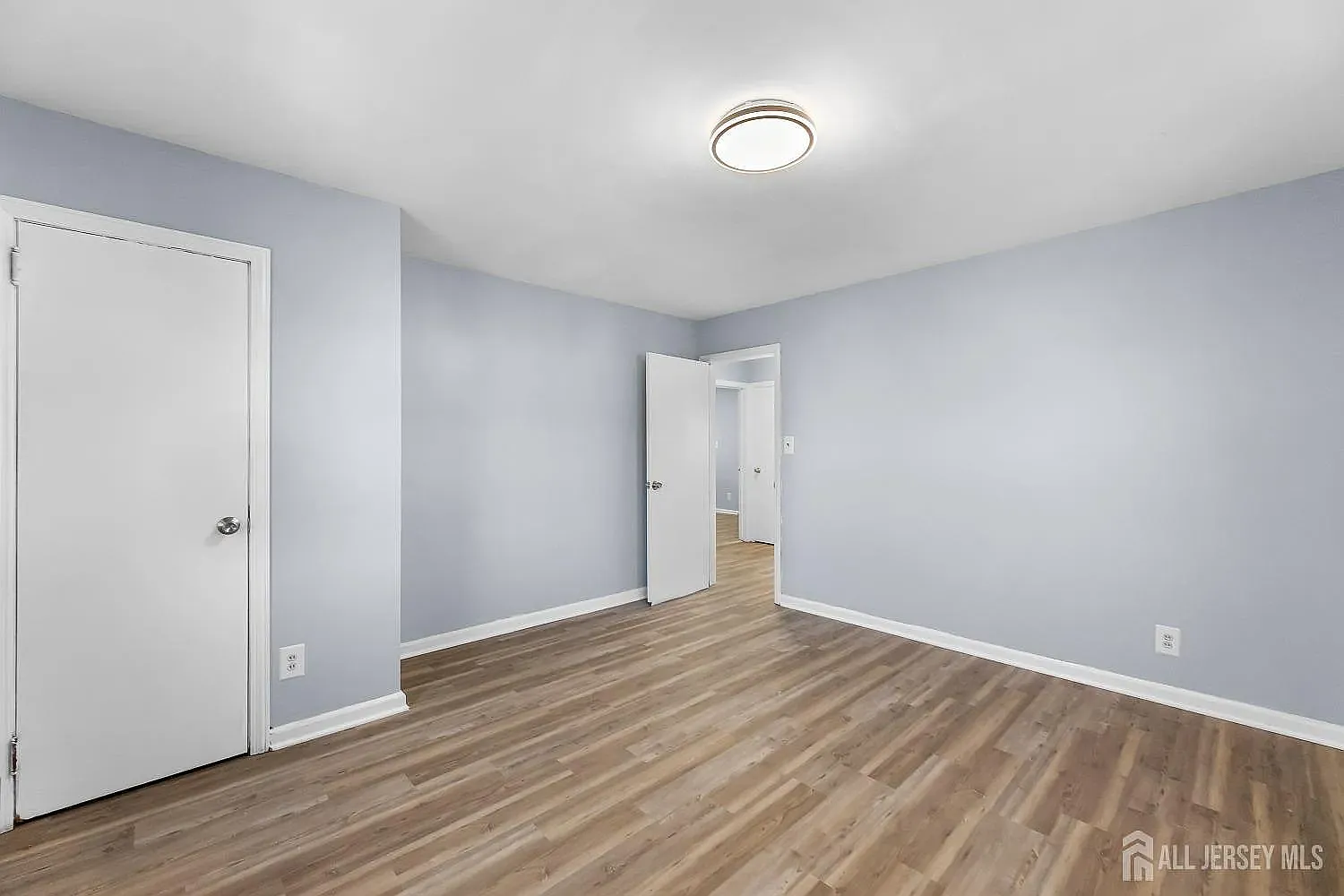 224 Rutgers St — Photo 4