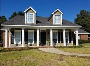 6424 Magnolia Place Ct S, Mobile, AL 36695
