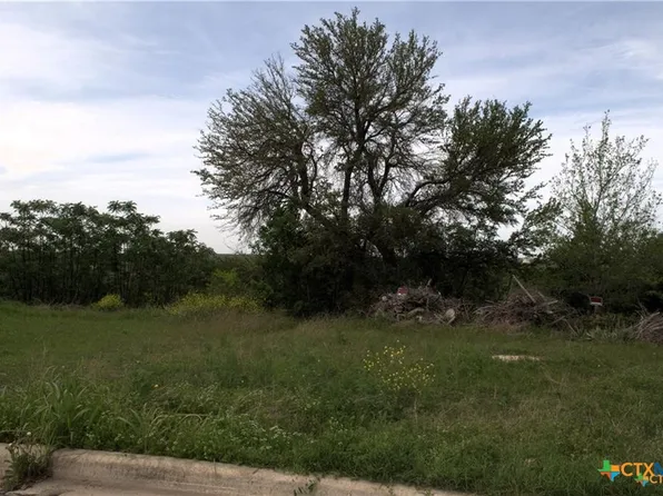 700 & 701 Carla Cir, Belton, TX 76513