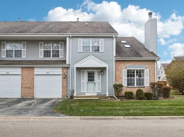 4467 Kensington Ct, Gurnee, IL 60031
