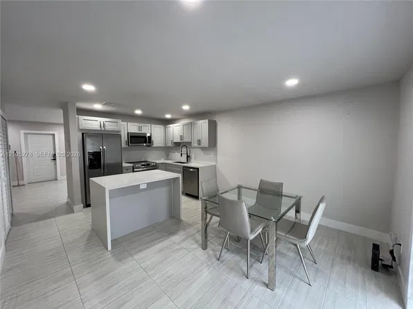 3826 SW 107th Ave #2, Miami, FL 33165