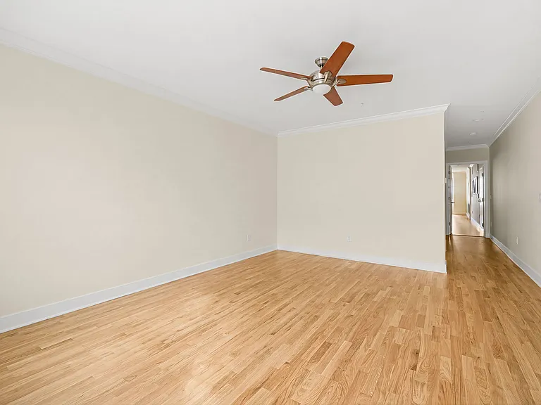 1081 Pine St #301 — Photo 19