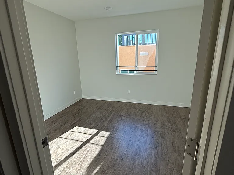 486 N Concord St #486 — Photo 6