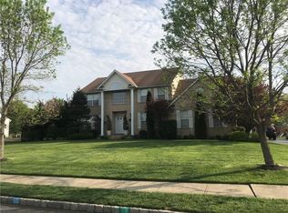 34 Andrew Dr, Monroe Township, NJ 08831