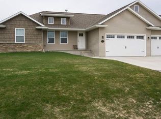 3360 Bower Creek Rd, De Pere, WI 54115