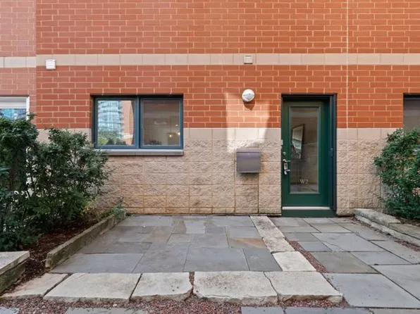 1889 Maple Ave Unit W2, Evanston, IL 60201