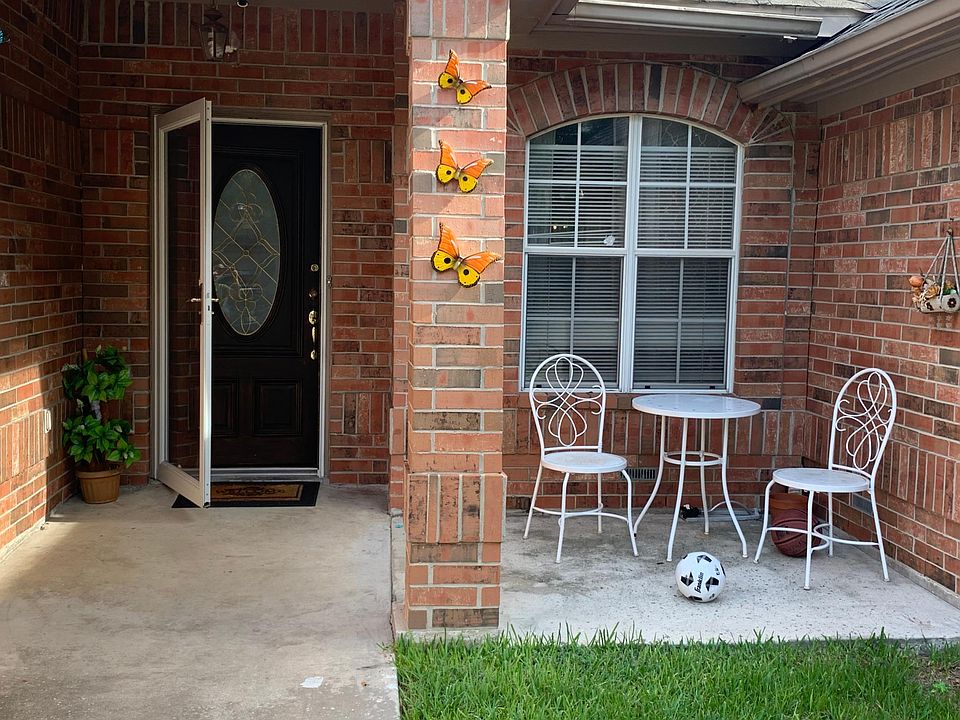 Front of house
Storm door / double door. / safety