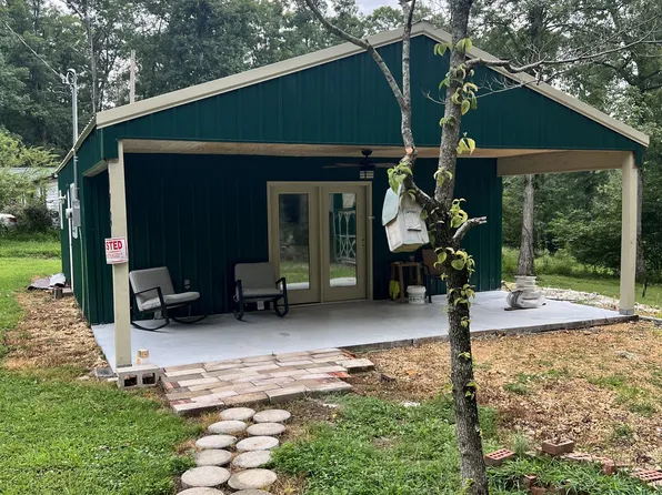 178 Sunset Dr, Holladay, TN 38341