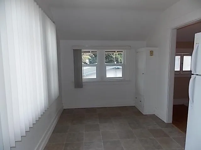 2821 Lincoln Ave — Photo 4