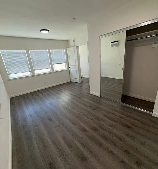 6006 W Pico Blvd #1/2 — Photo 6