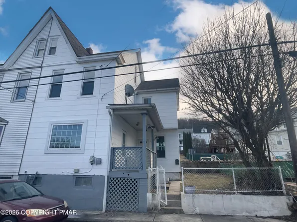 212 E Kline Ave, Lansford, PA 18232