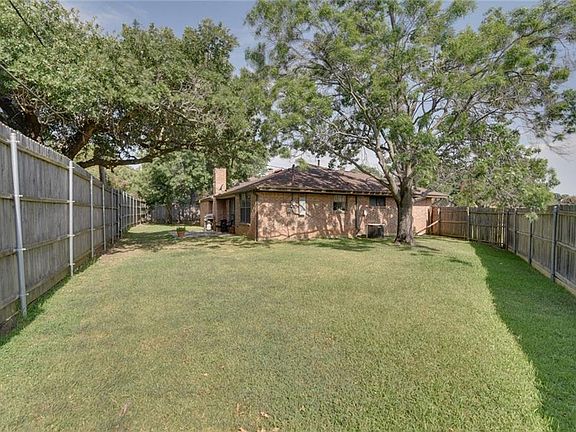 3rd image of 5011 Cotillion Ct
