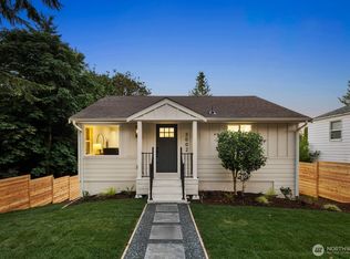 3002 NE 97th St, Seattle, WA 98115
