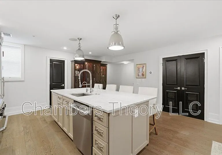 1516 Q St NW #1 — Photo 18