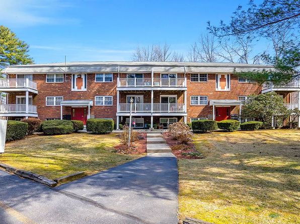 11 Stonehenge Dr #128E, Smithfield, RI 02917
