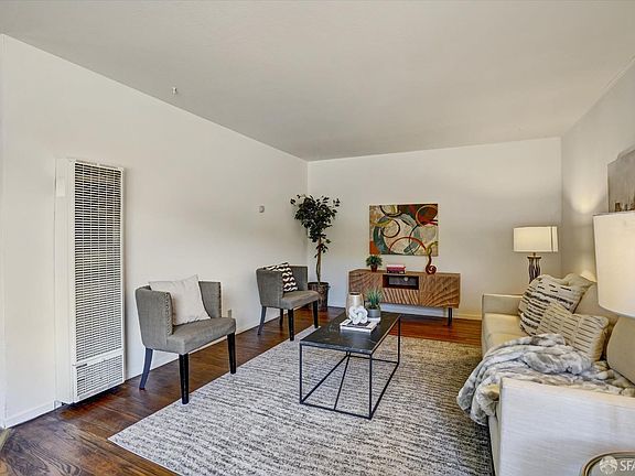 4th image of 21683-21691 Western Blvd