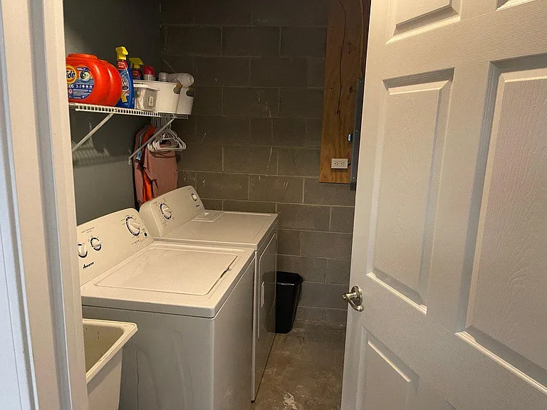 1035 Meadow Run — Photo 7