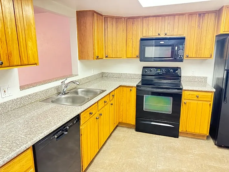 5126 E Monte Vista Rd — Photo 2
