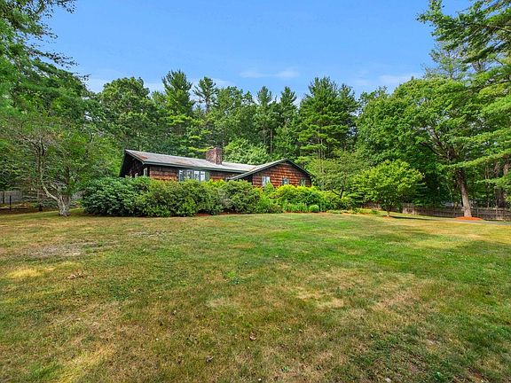 2nd image of 3 Woodland Drive
