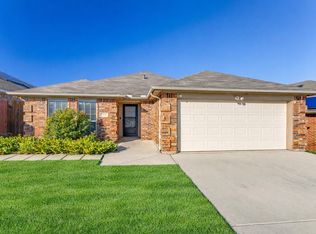 9124 Nathan Dr, White Settlement, TX 76108