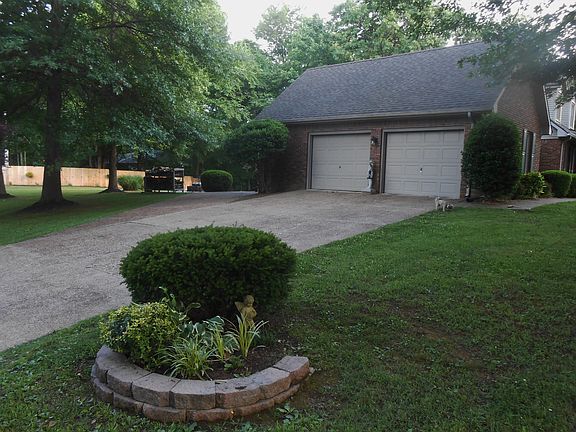 Oversized/Insulated Garage