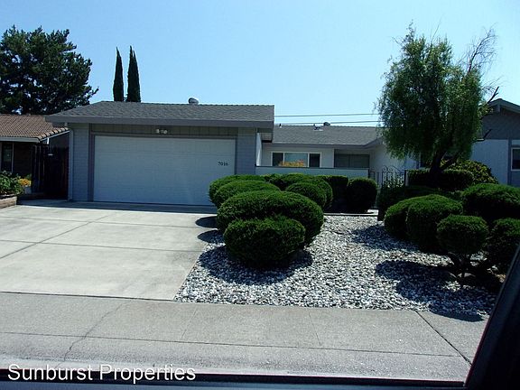 3rd image of 7016 Burnham Dr
