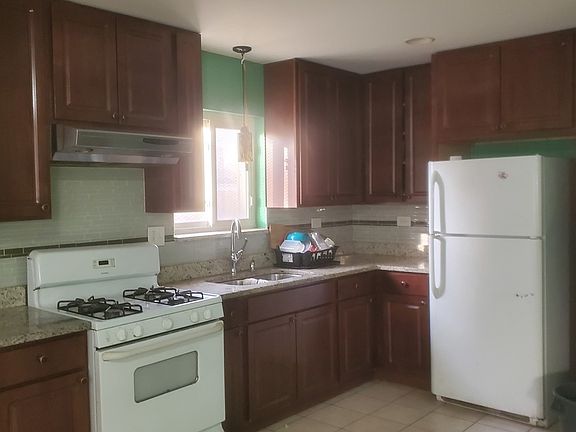 2nd image of 624 N Homan Ave