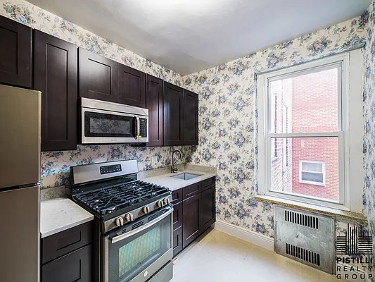 Rented by Pistilli Realty Group | media 1