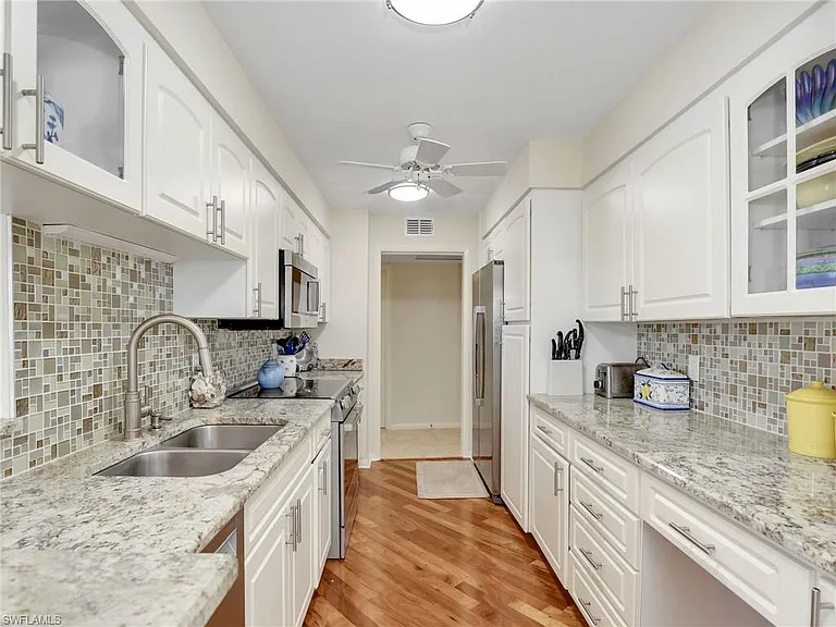4005 Gulf Shore Blvd N #800 — Photo 26