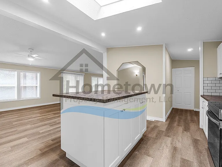 60 Short Dr — Photo 6