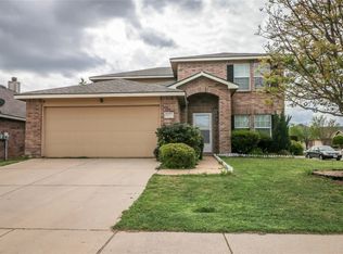 9033 Noontide Dr, Fort Worth, TX 76179