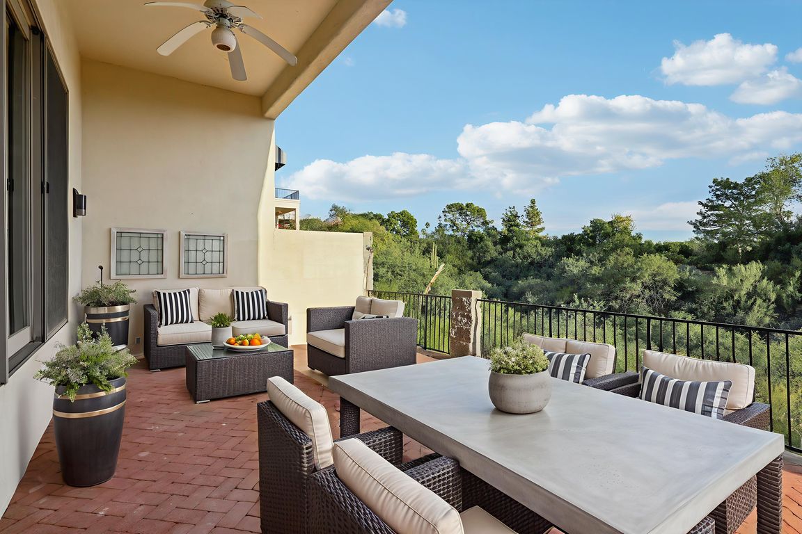 next background image