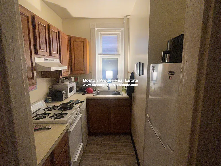 463 Park Dr #8 — Photo 3