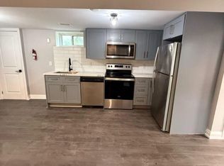 668 Frank St #1, Peterborough, ON K9J 4M9