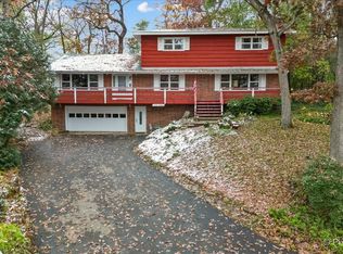 1619 Mar Dr, McHenry, IL 60051